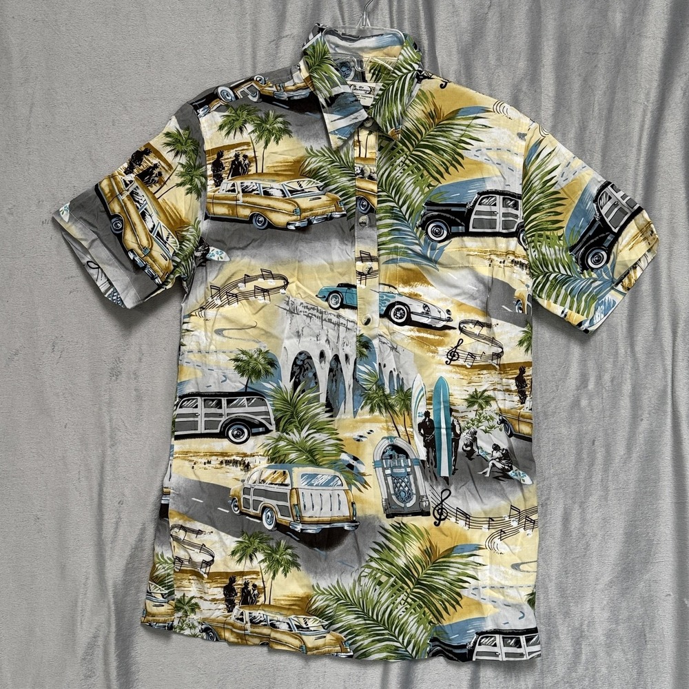 Go Barefoot Hawaiian Shirt Mens Medium Beach Cars Surfboards‎ Jukebox Made USA